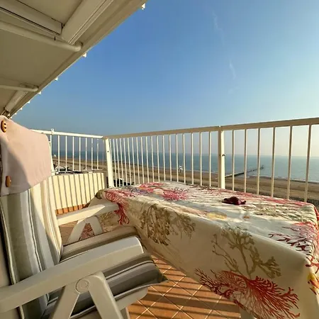 Apartment Fronte Mare Con Piscina *