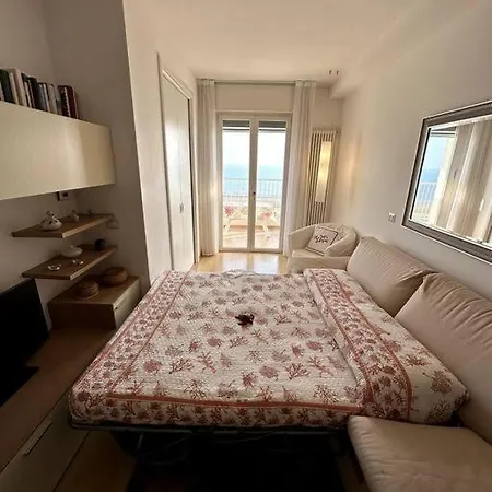 Fronte Mare Con Piscina Appartamento Lido di Jesolo